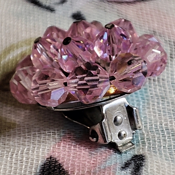LAGUNA Light Pink Aurora Borealis Crystal Vintage Clip Silver Tone Earrings - Picture 6 of 8